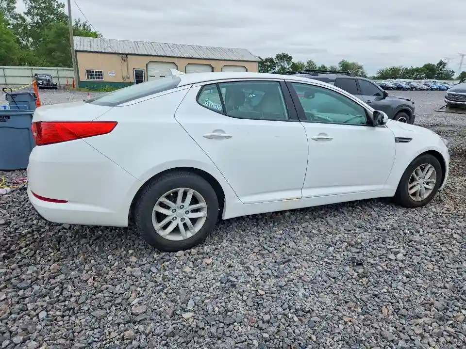 KNAGM4A79D5329520 2013 KIA OPTIMA-2