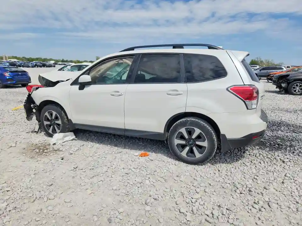 JF2SJAECXJH584135 2018 SUBARU FORESTER-1
