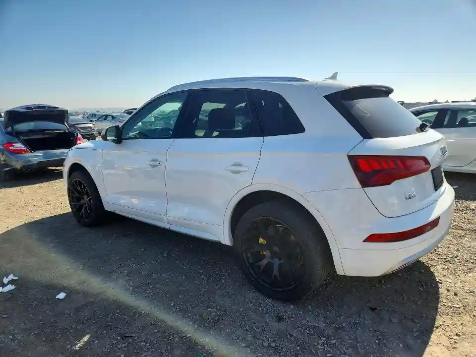 WA1ANAFY5J2135550 2018 AUDI Q5-1