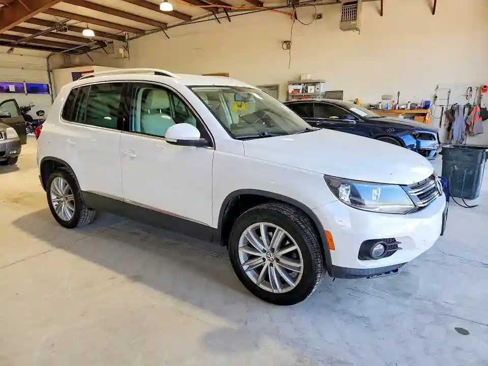 WVGBV3AXXEW542858 2014 VOLKSWAGEN TIGUAN-3