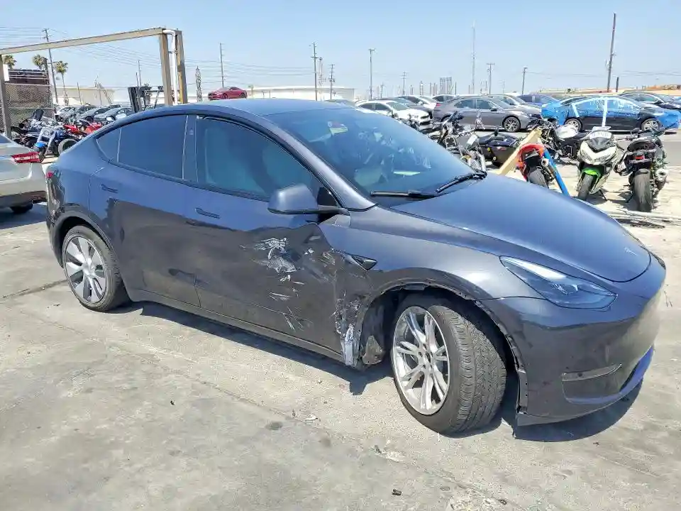 7SAYGDEE7RA238324 2024 TESLA MODEL Y-3