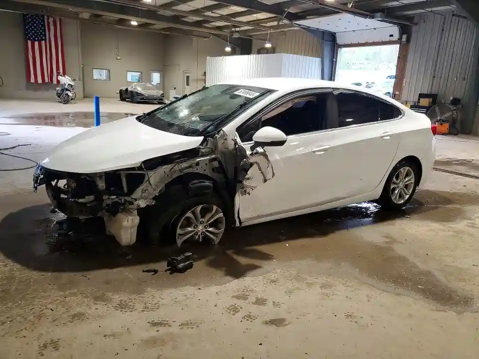 1G1BE5SM8K7119876 2019 CHEVROLET CRUZE-0
