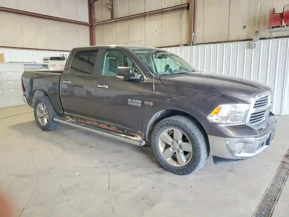 1C6RR7LT2HS656672 2017 RAM 1500-3