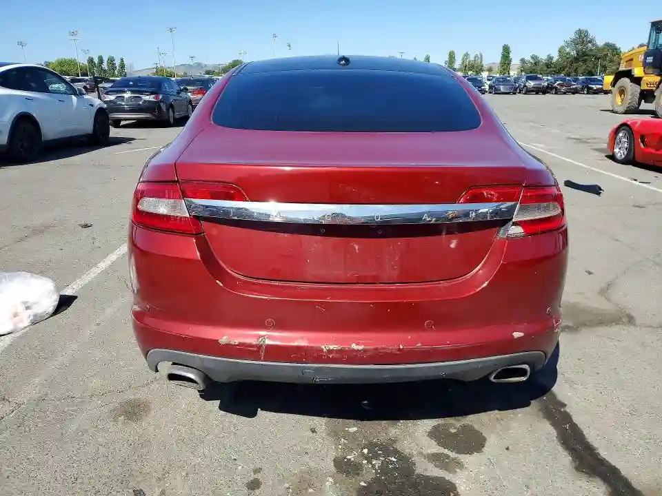 SAJWA0FA6AHR55722 2010 JAGUAR XF-5