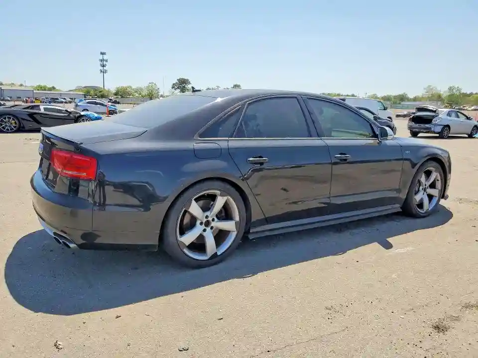 WAUD2AFD3EN005177 2014 AUDI S8-2