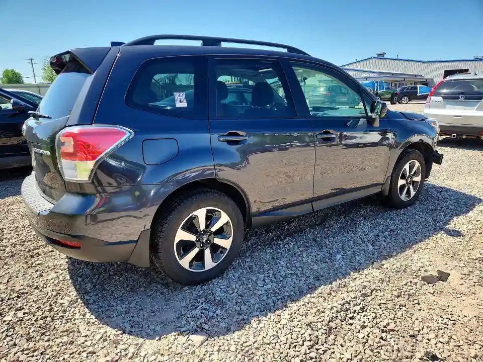 JF2SJAEC4JH475833 2018 SUBARU FORESTER-2