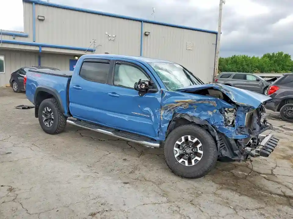 3TMCZ5AN2KM260250 2019 TOYOTA TACOMA-3