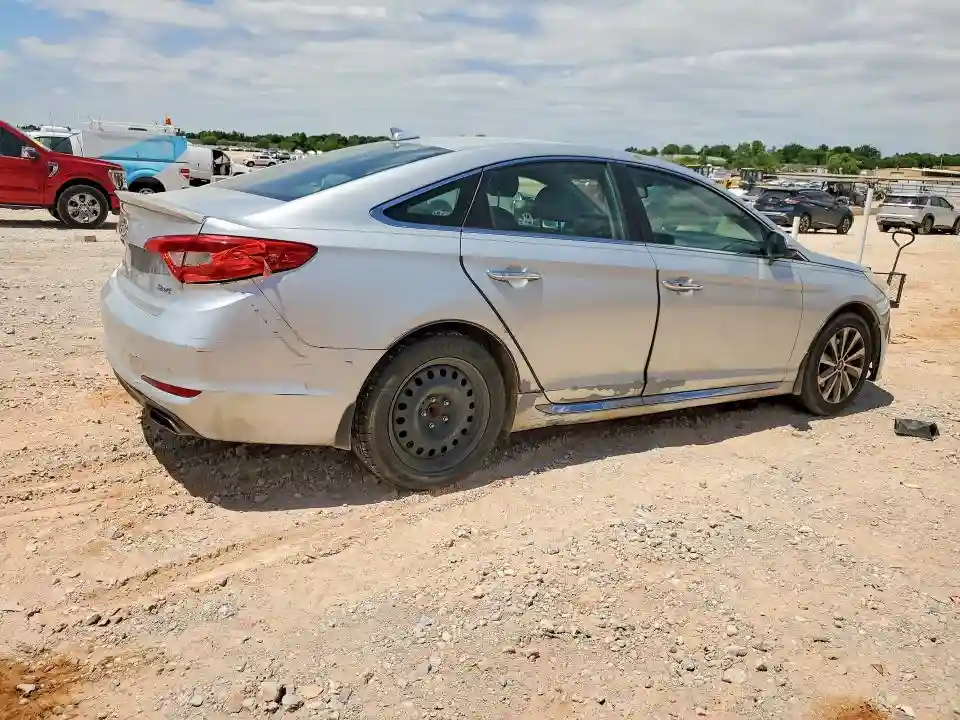 5NPE34AF4FH114795 2015 HYUNDAI SONATA-2