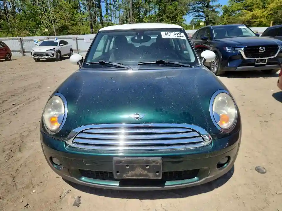 WMWMF3C51ATU78580 2010 MINI COOPER-4