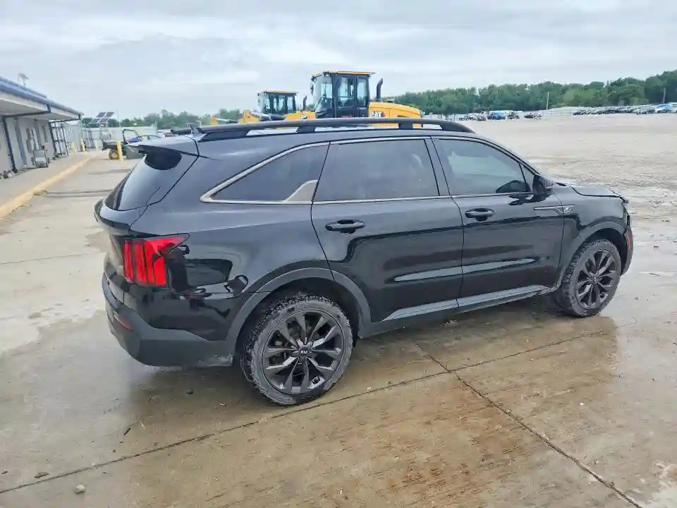 5XYRKDLF7MG016334 2021 KIA SORENTO-2
