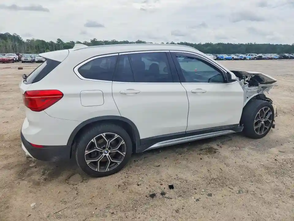 WBXJG9C08L5P75401 2020 BMW X1-2
