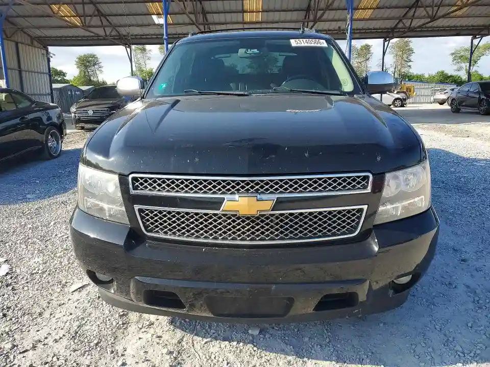 3GNMCFE04DG303117 2013 CHEVROLET AVALANCHE-4