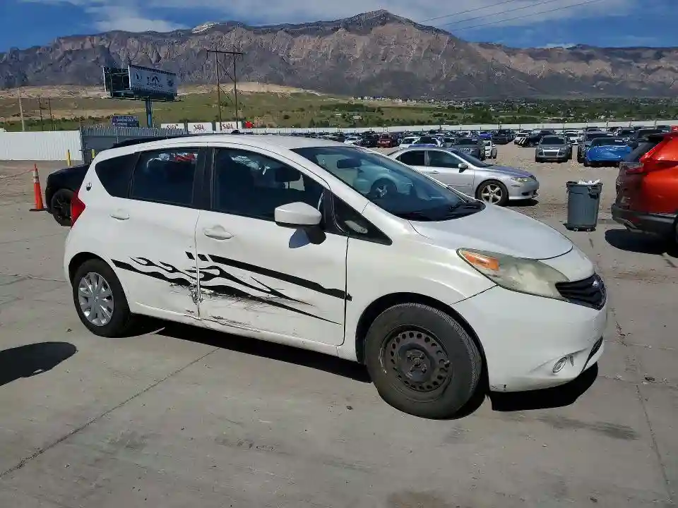 3N1CE2CP8FL382232 2015 NISSAN VERSA-3