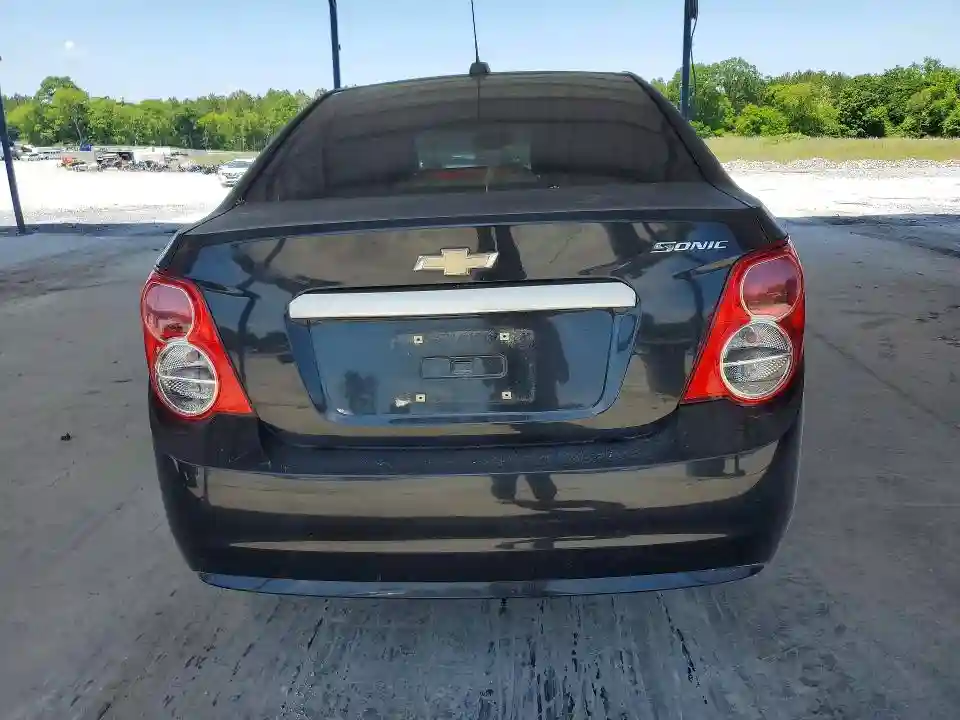 1G1JA5SH6F4127217 2015 CHEVROLET SONIC-5