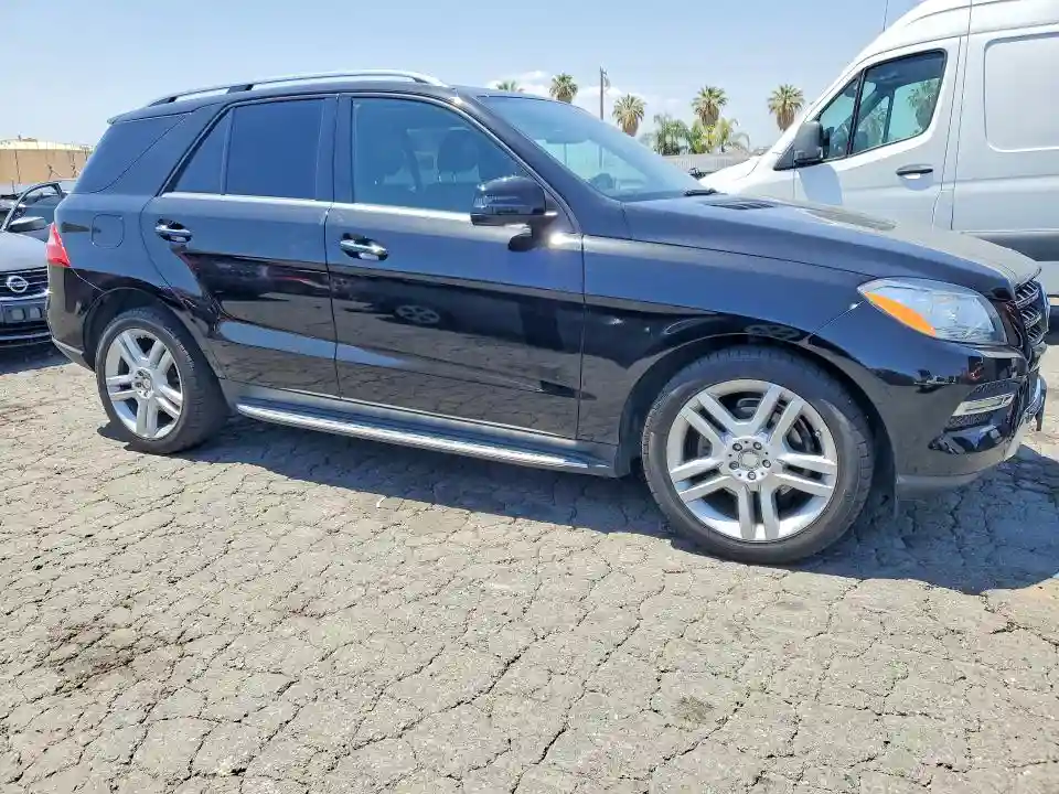 4JGDA5JB3FA611375 2015 MERCEDES-BENZ M-CLASS-3