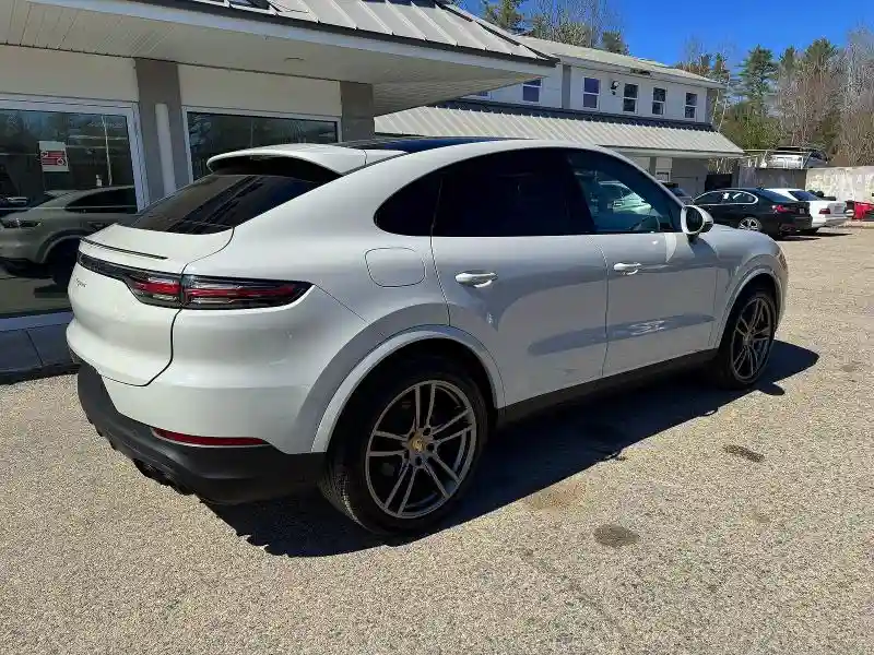 WP1BA2AY6PDA25539 2023 PORSCHE CAYENNE-3