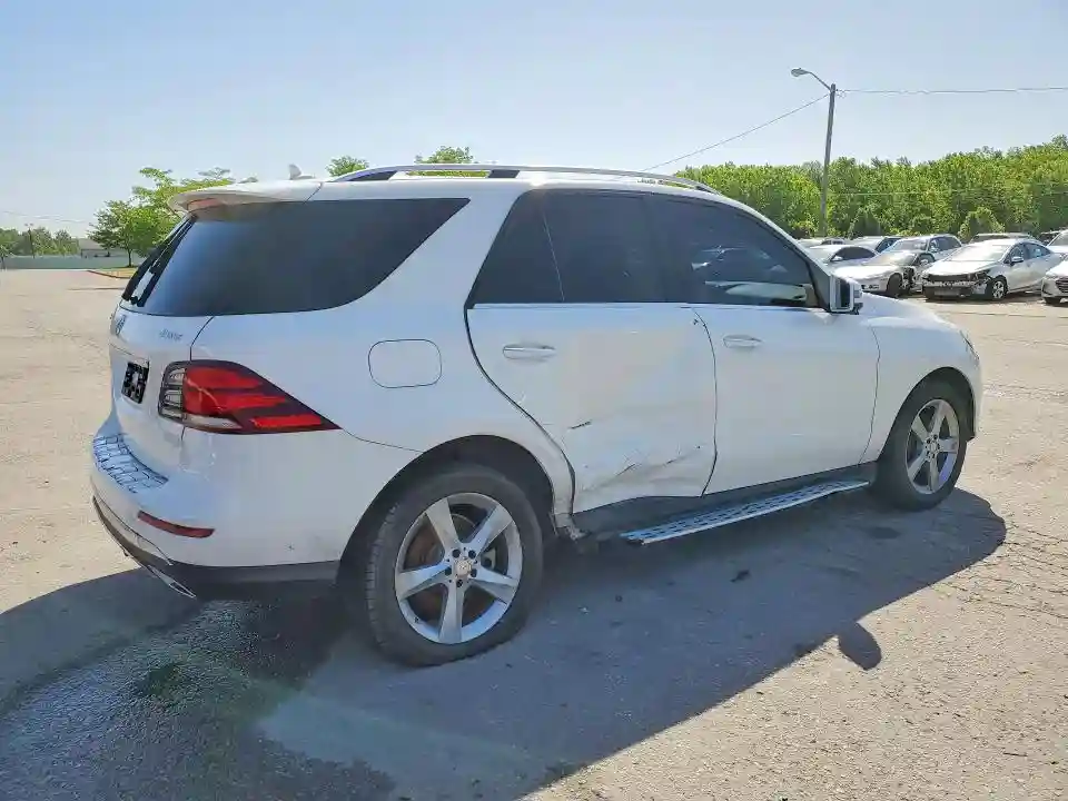 4JGDA5HB0GA805868 2016 MERCEDES-BENZ GLE-CLASS-2