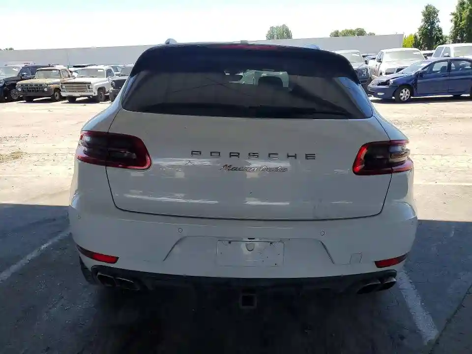 WP1AF2A58JLB70257 2018 PORSCHE MACAN-5