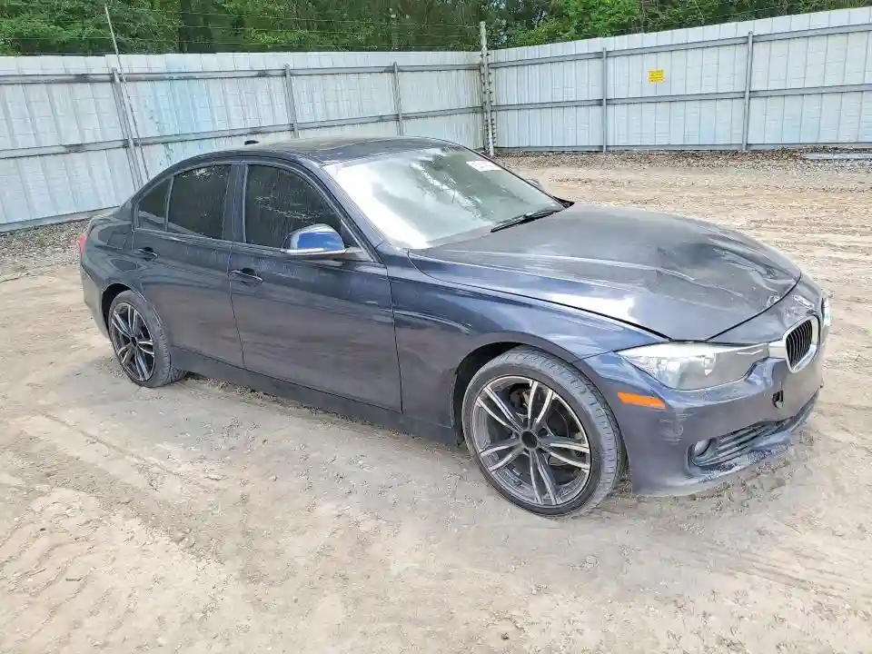 WBA3A5G5XDNP22218 2013 BMW 3 SERIES-3