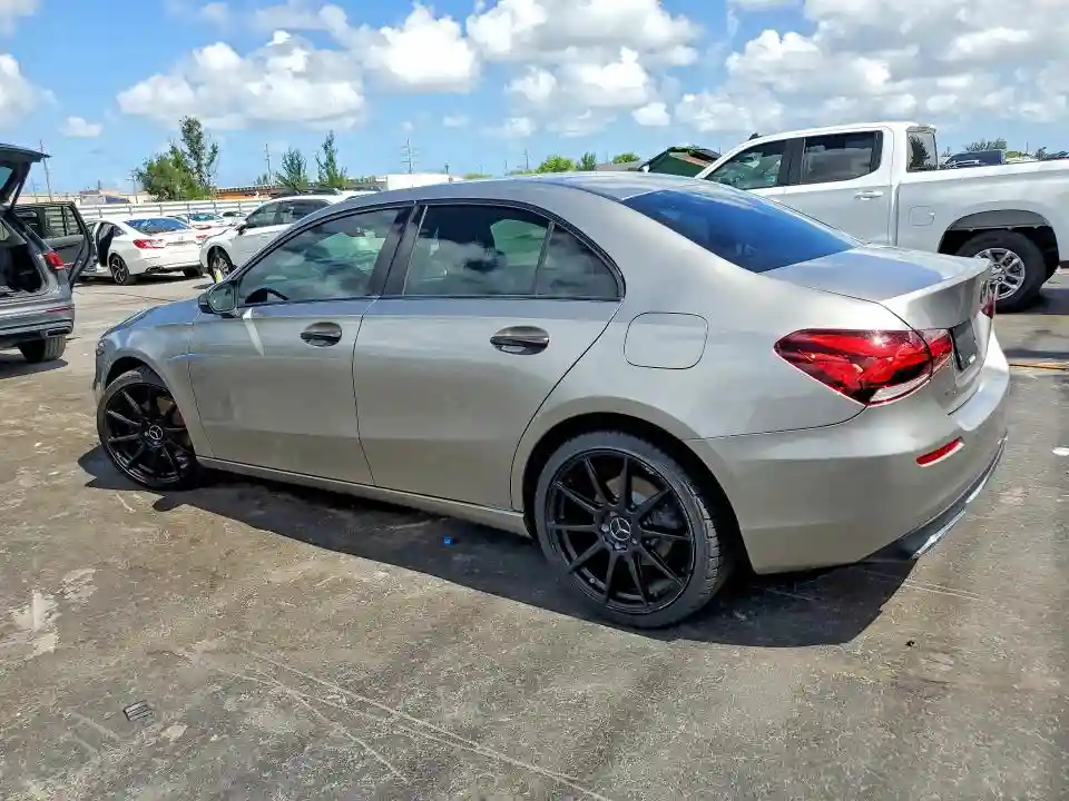 WDD3G4EB4KW017528 2019 MERCEDES-BENZ A-CLASS-1