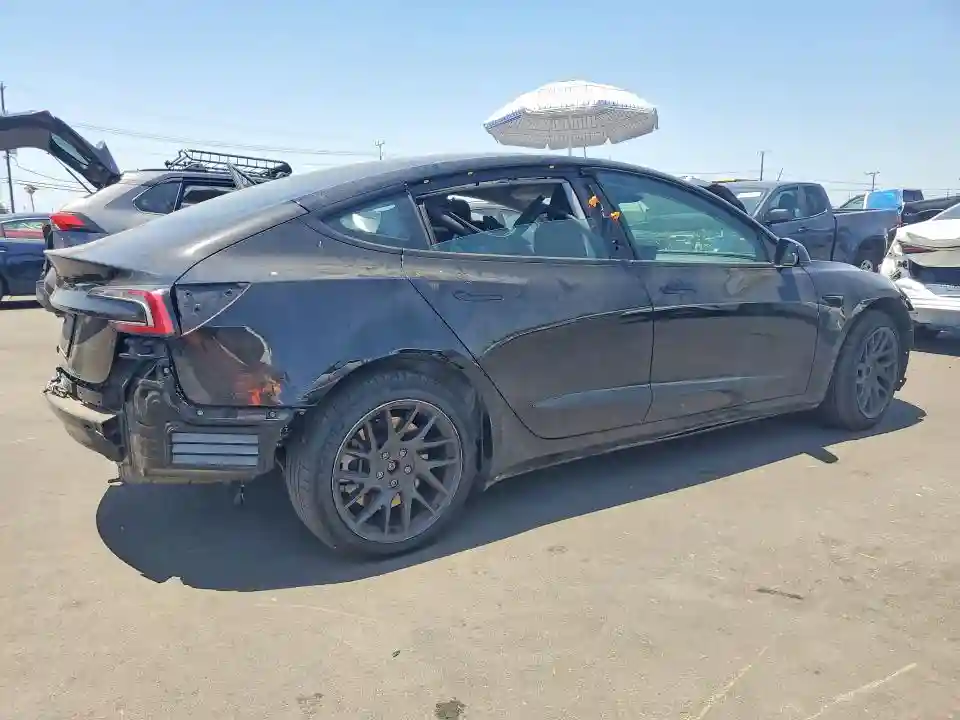 5YJ3E1EA1RF789635 2024 TESLA MODEL 3-2
