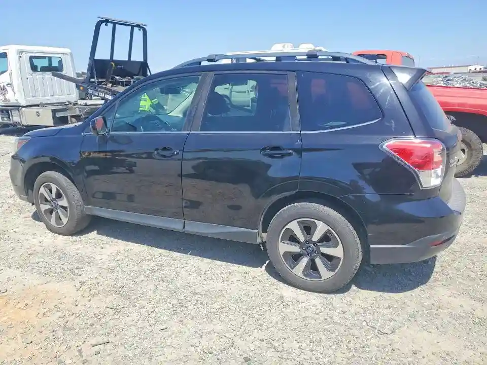 JF2SJARCXJH408888 2018 SUBARU FORESTER-1