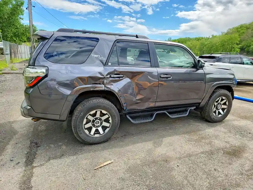 JTERU5JR3P6117046 2023 TOYOTA 4RUNNER-2