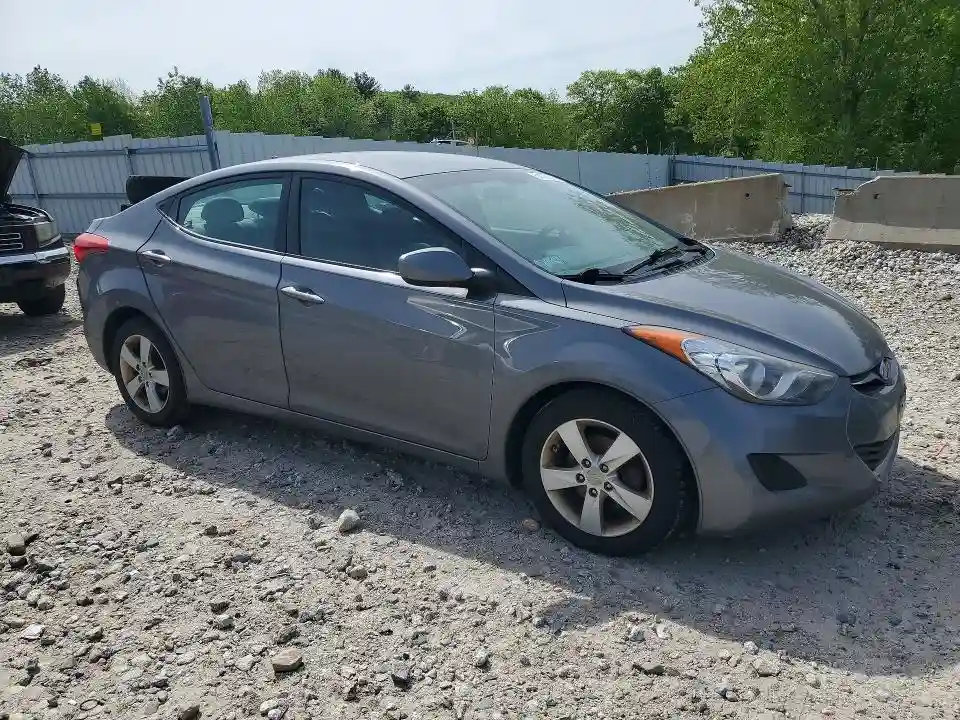 5NPDH4AE0DH435332 2013 HYUNDAI ELANTRA-3