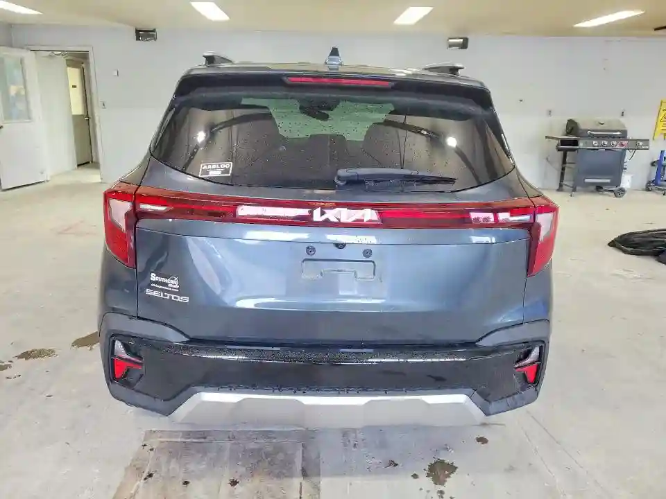 KNDEU2AA7R7615842 2024 KIA SELTOS-5