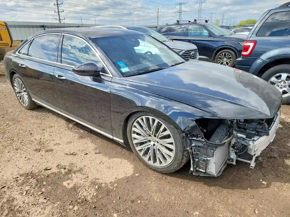 WAU8DAF89KN018168 2019 AUDI A8-3