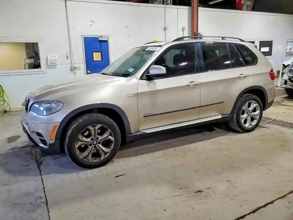 5UXZV4C50D0E12675 2013 BMW X5-0