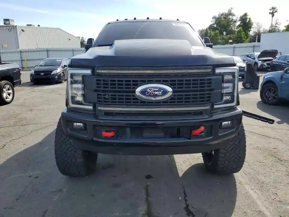 1FT7W2BT0HEC15540 2017 FORD F250-4