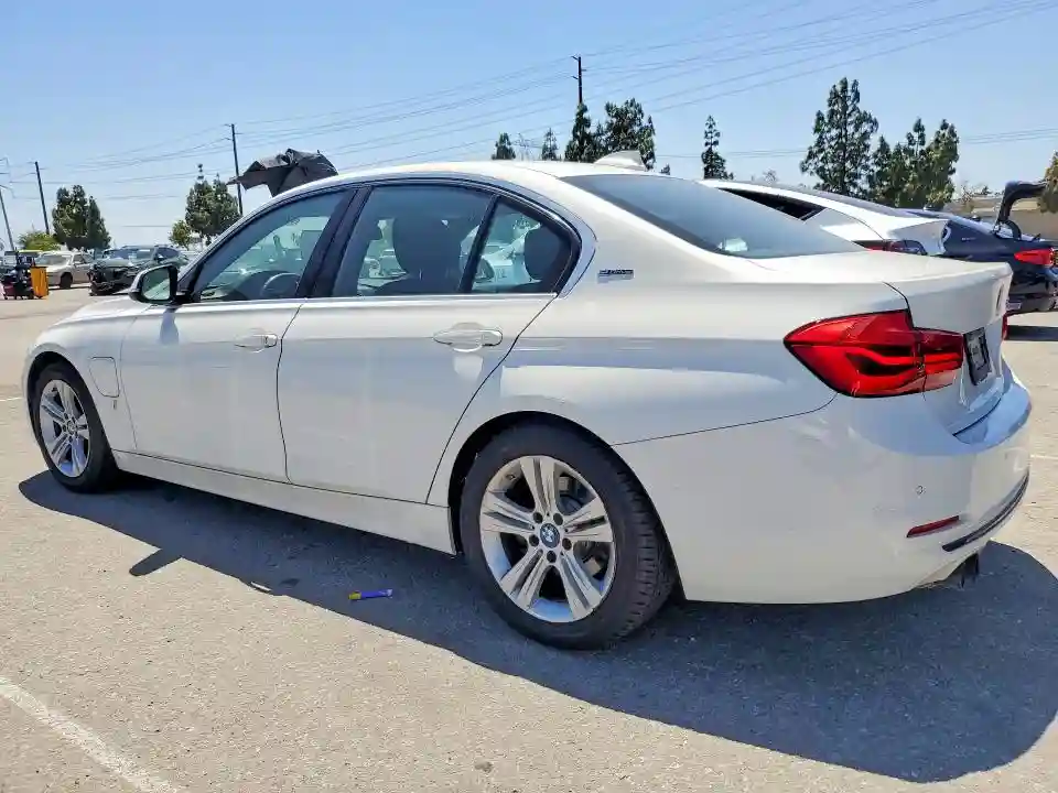 WBA8E1C59HK895308 2017 BMW 3 SERIES-1