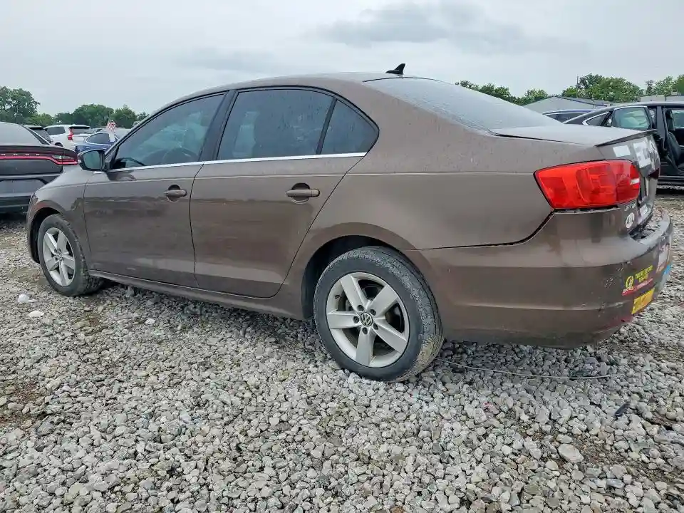 3VWLL7AJ9CM038152 2012 VOLKSWAGEN JETTA-1