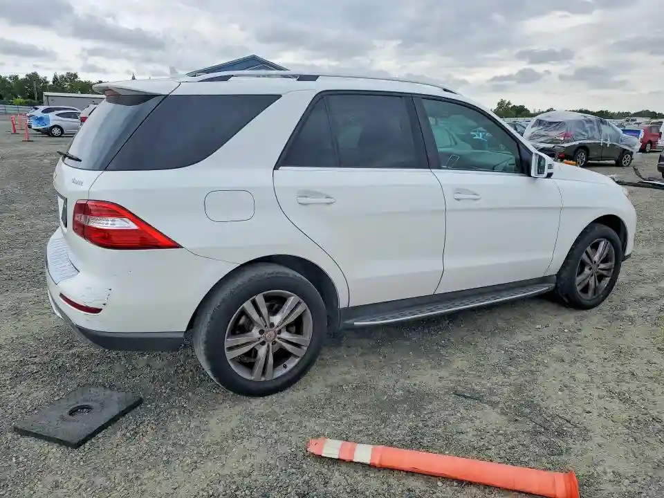 4JGDA5HB5FA605311 2015 MERCEDES-BENZ M-CLASS-2
