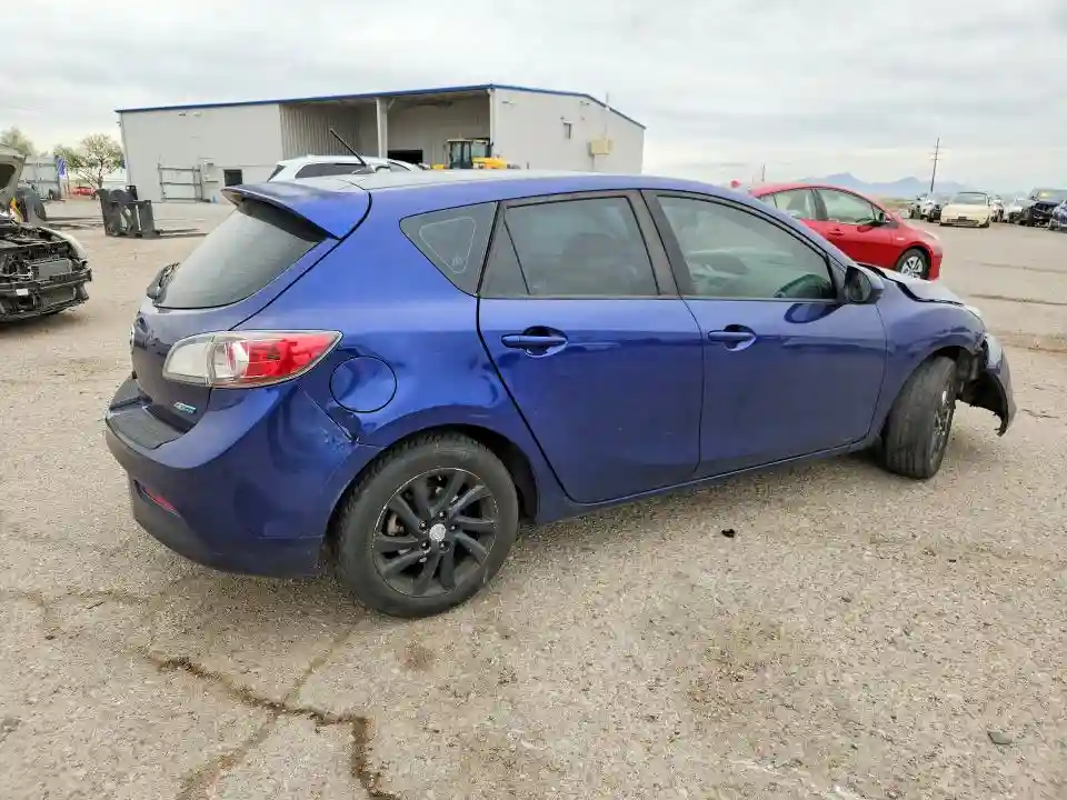 JM1BL1L76C1550719 2012 MAZDA 3-2