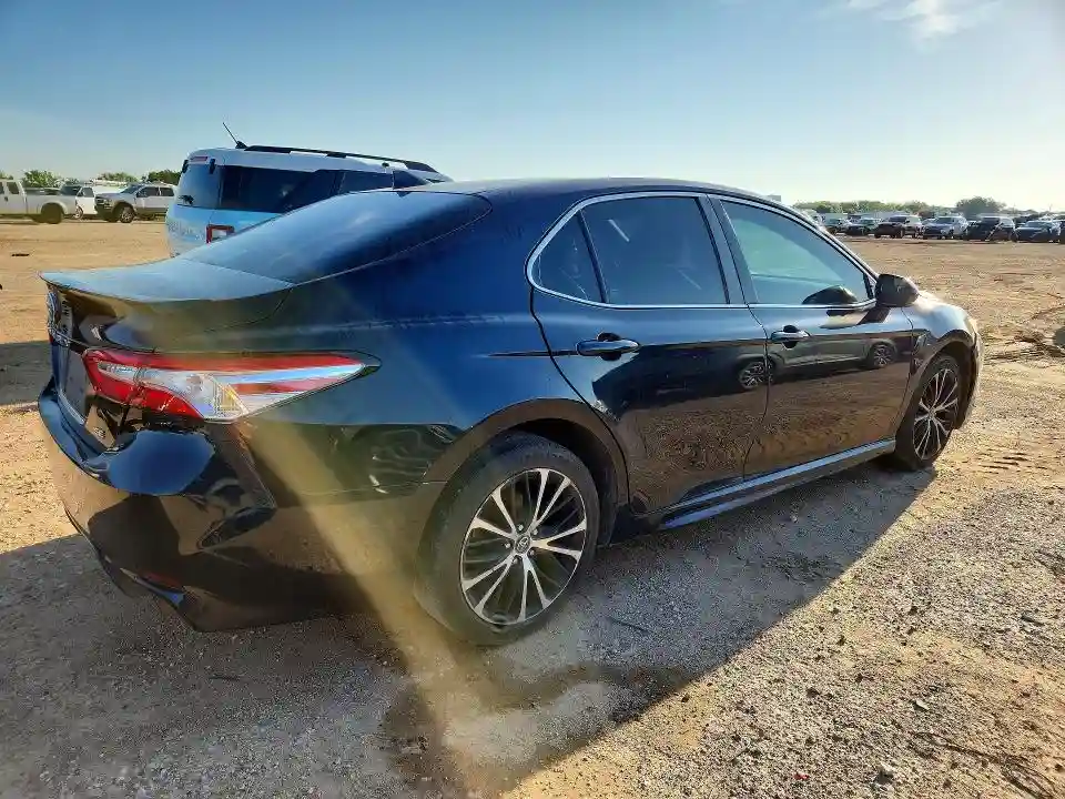4T1G11AK3LU337661 2020 TOYOTA CAMRY-2