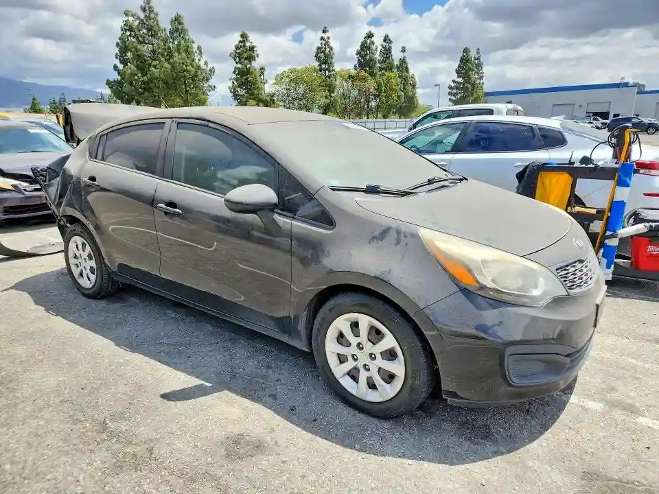 KNADM4A39F6427007 2015 KIA RIO-3