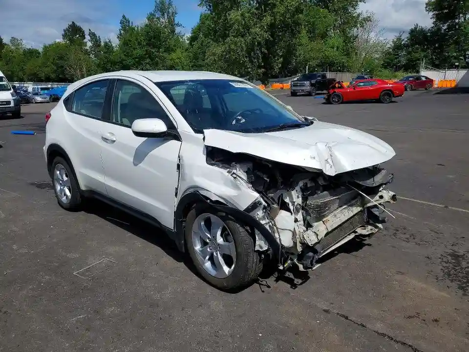 3CZRU6H36GM713614 2016 HONDA HR-V-3