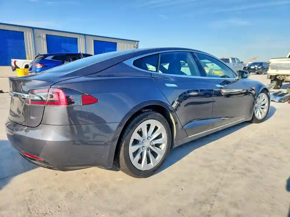 5YJSA1E2XHF183779 2017 TESLA MODEL S-2