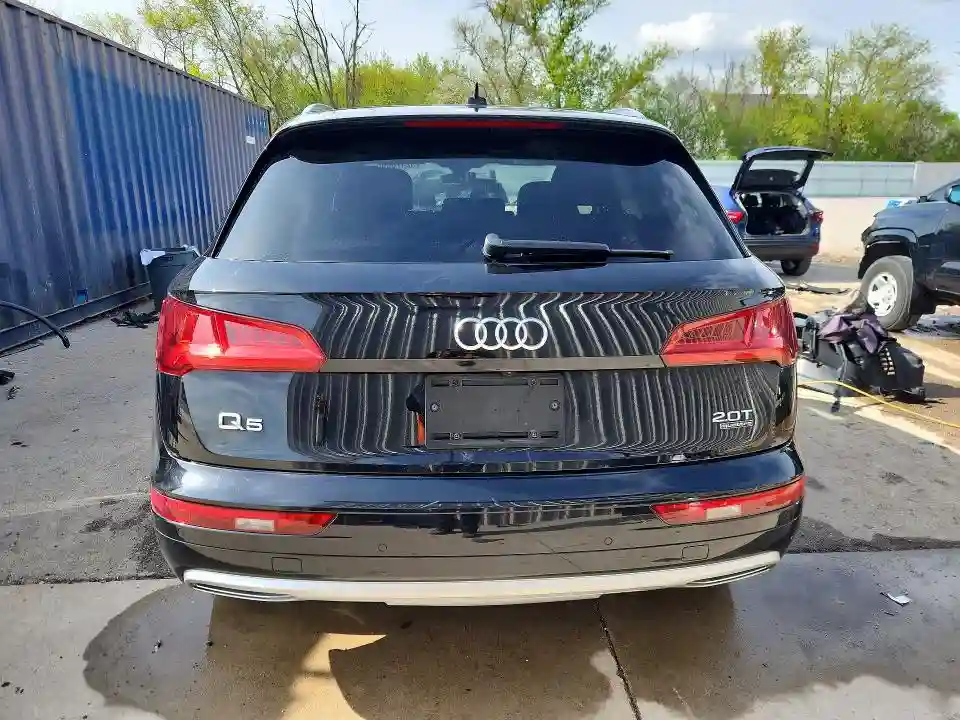 WA1BNAFY0J2055349 2018 AUDI Q5-5