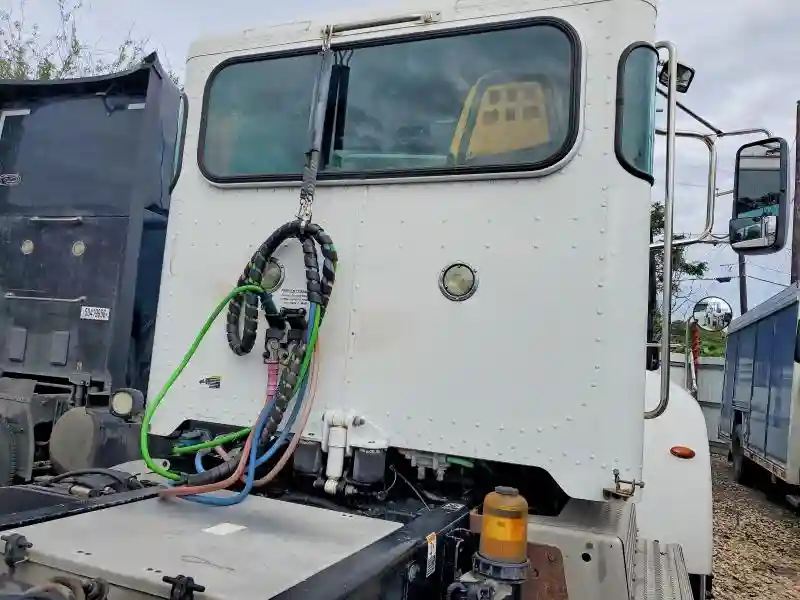 1XP3AJ8XXHD430364 2017 PETERBILT ALL OTHER-5