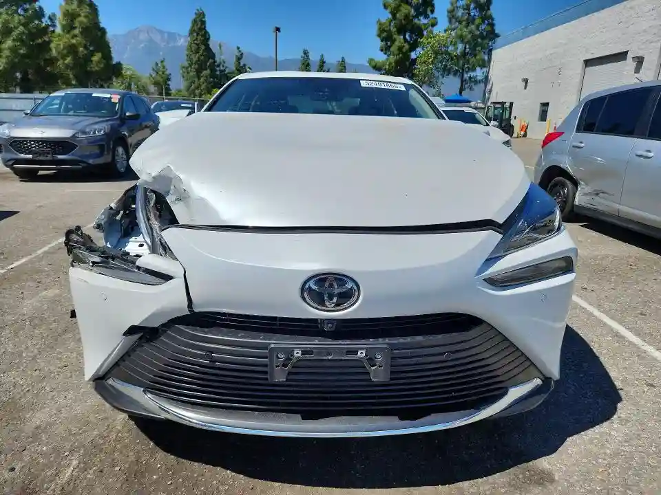JTDAAAAA0PA010417 2023 TOYOTA MIRAI-4