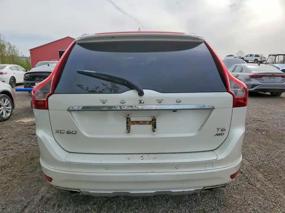 YV4902RD9F2585647 2015 VOLVO XC60-5