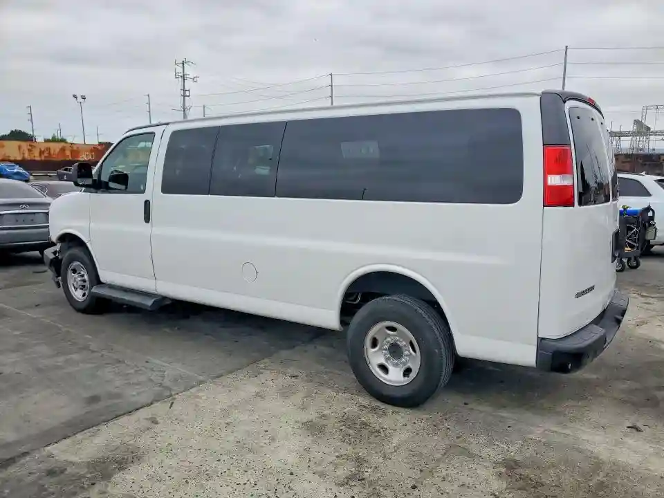 1GAZGNFP3P1234182 2023 CHEVROLET EXPRESS-1