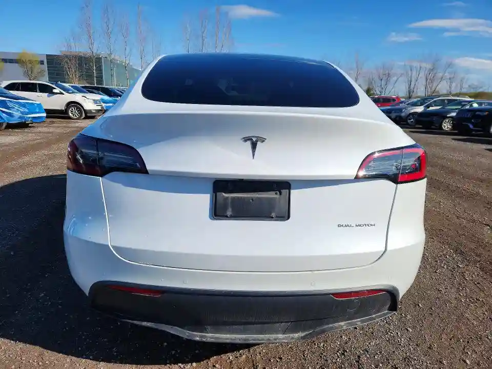 7SAYGDEE2PF584376 2023 TESLA MODEL Y-5