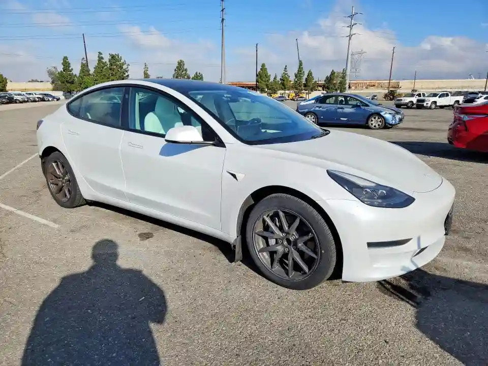 5YJ3E1EA5PF466296 2023 TESLA MODEL 3-3