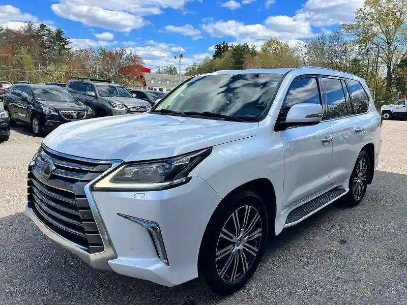 JTJHY7AX3K4284913 2019 LEXUS LX570-1