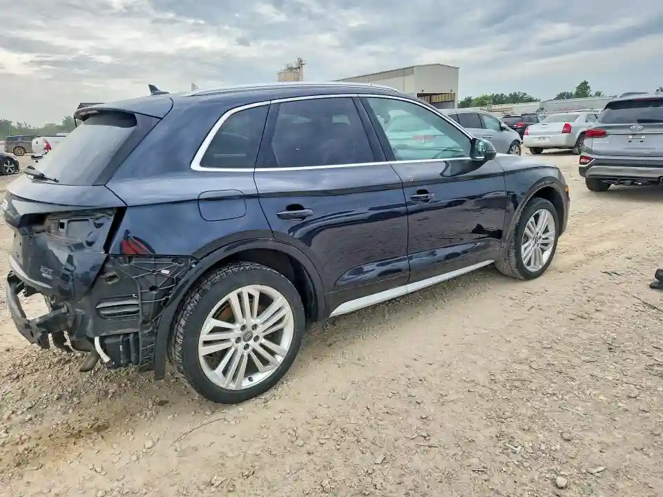 WA1BNAFY9J2195206 2018 AUDI Q5-2