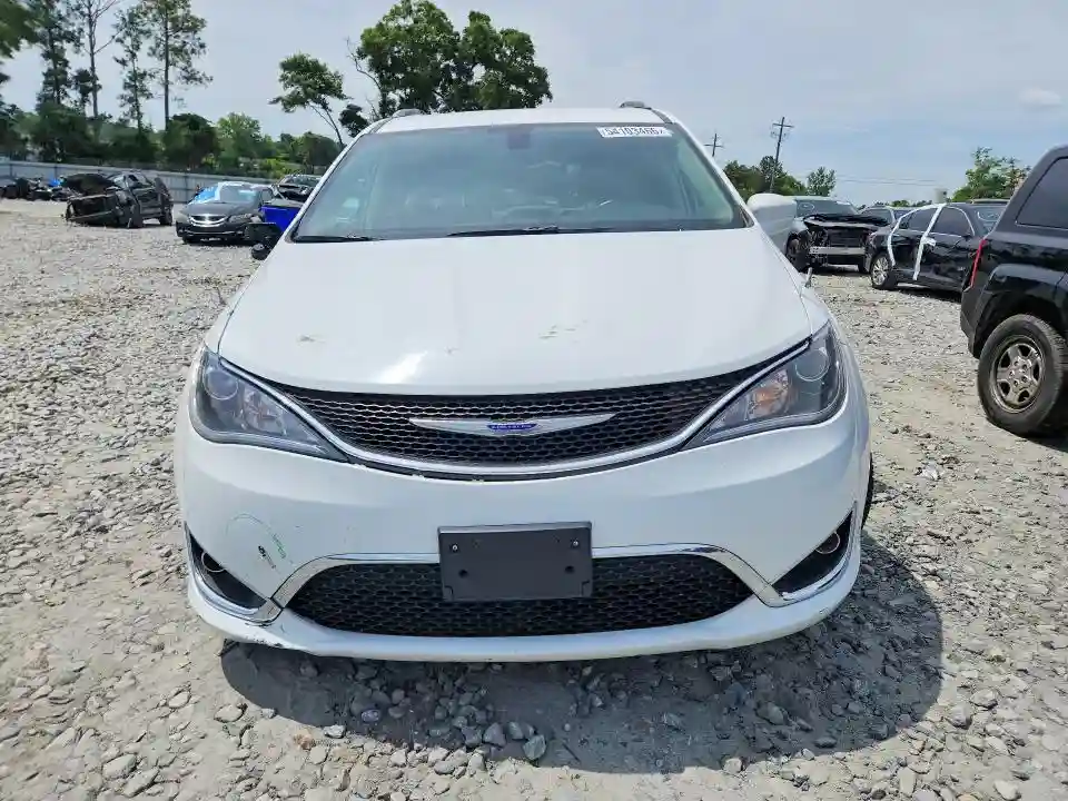 2C4RC1BG4JR246393 2018 CHRYSLER PACIFICA-4